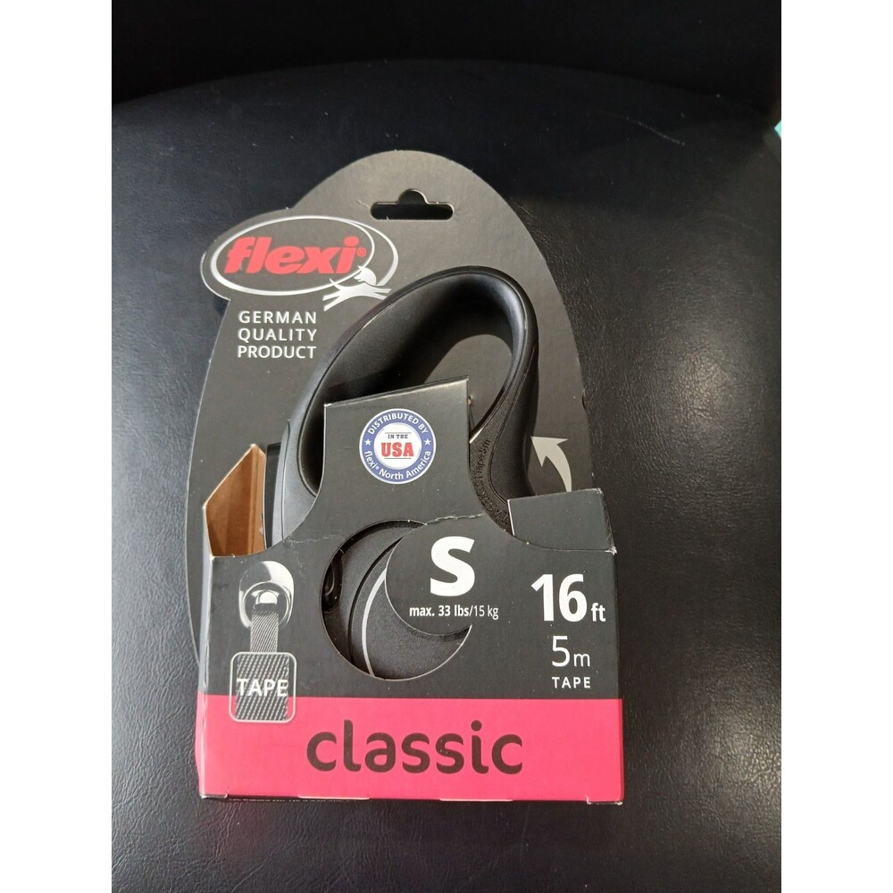 Flexi Classic Tape Retractable Leash. 16Ft For Dogs Up To 33 Lbs. Small. Black.